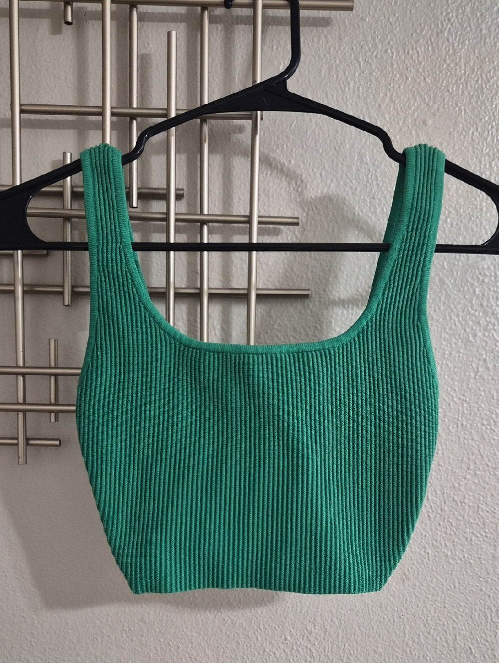 Babaton Emerald Ribbed Crop Tank